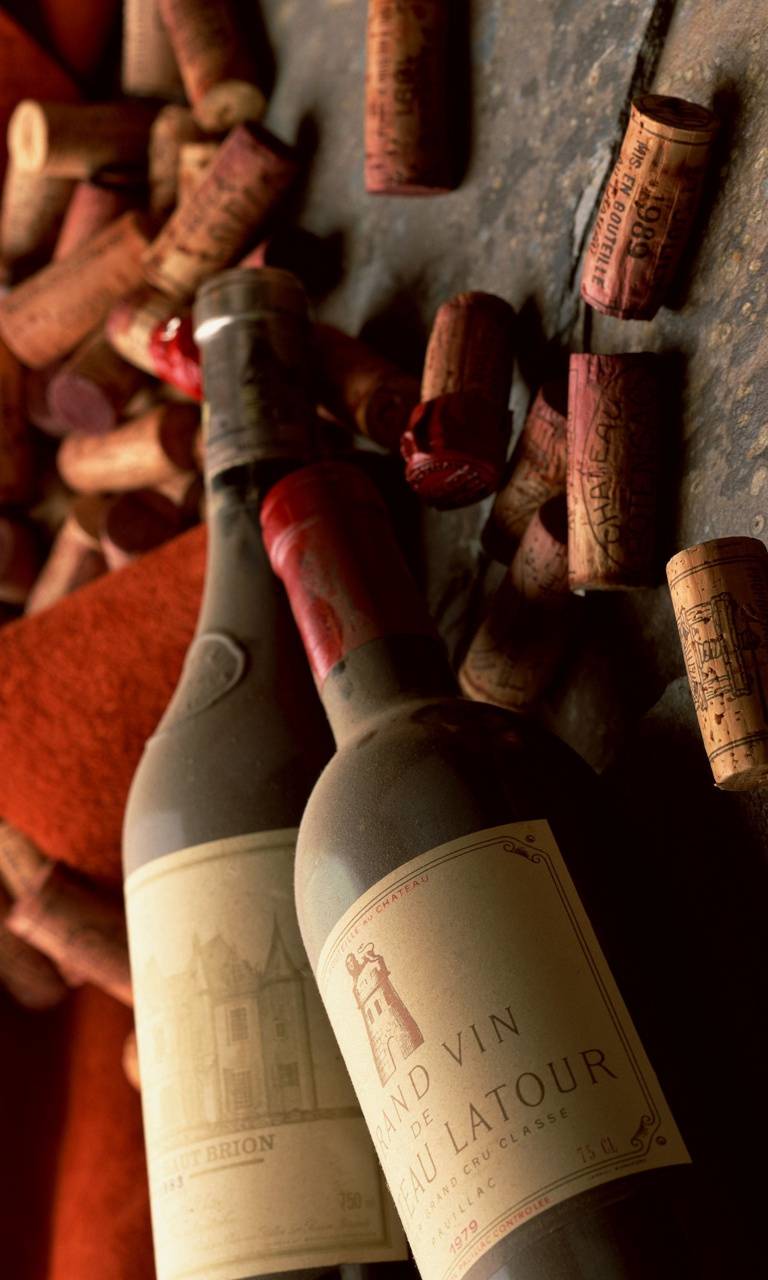 Old wines wallpaper