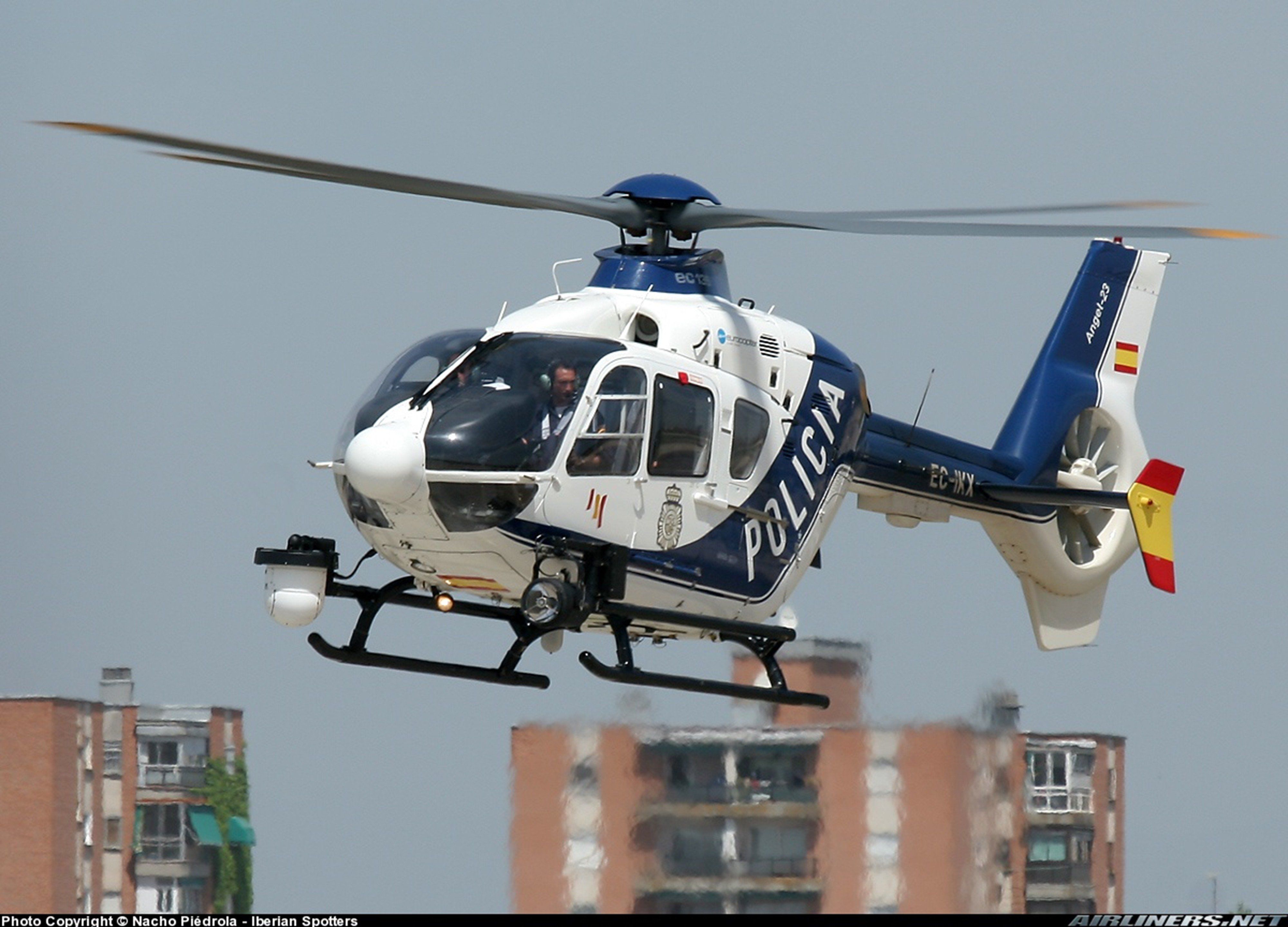 Helicopter Aircraft Police Eurocopter Ec 135 Spain Wallpaper
