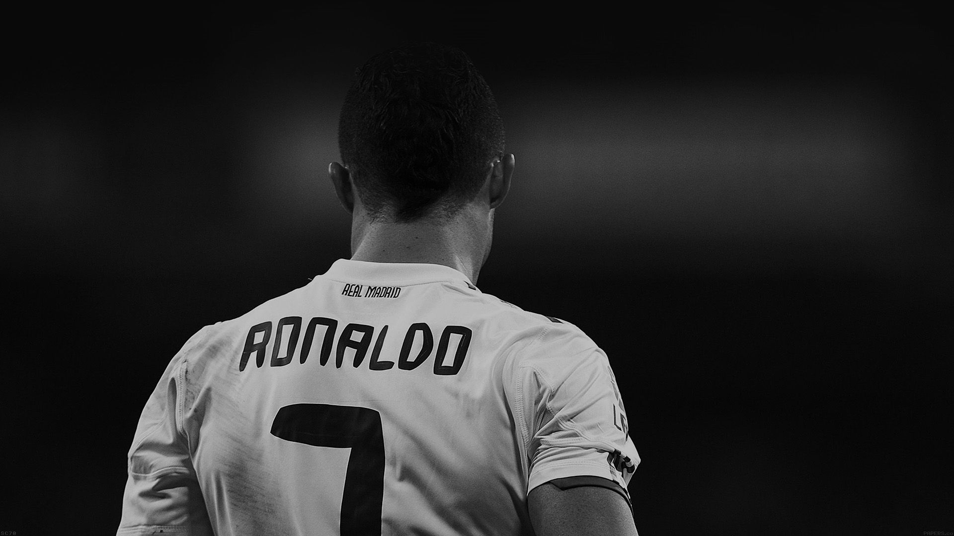 Cristiano Ronaldo 7 Real Madrid Soccer Dark