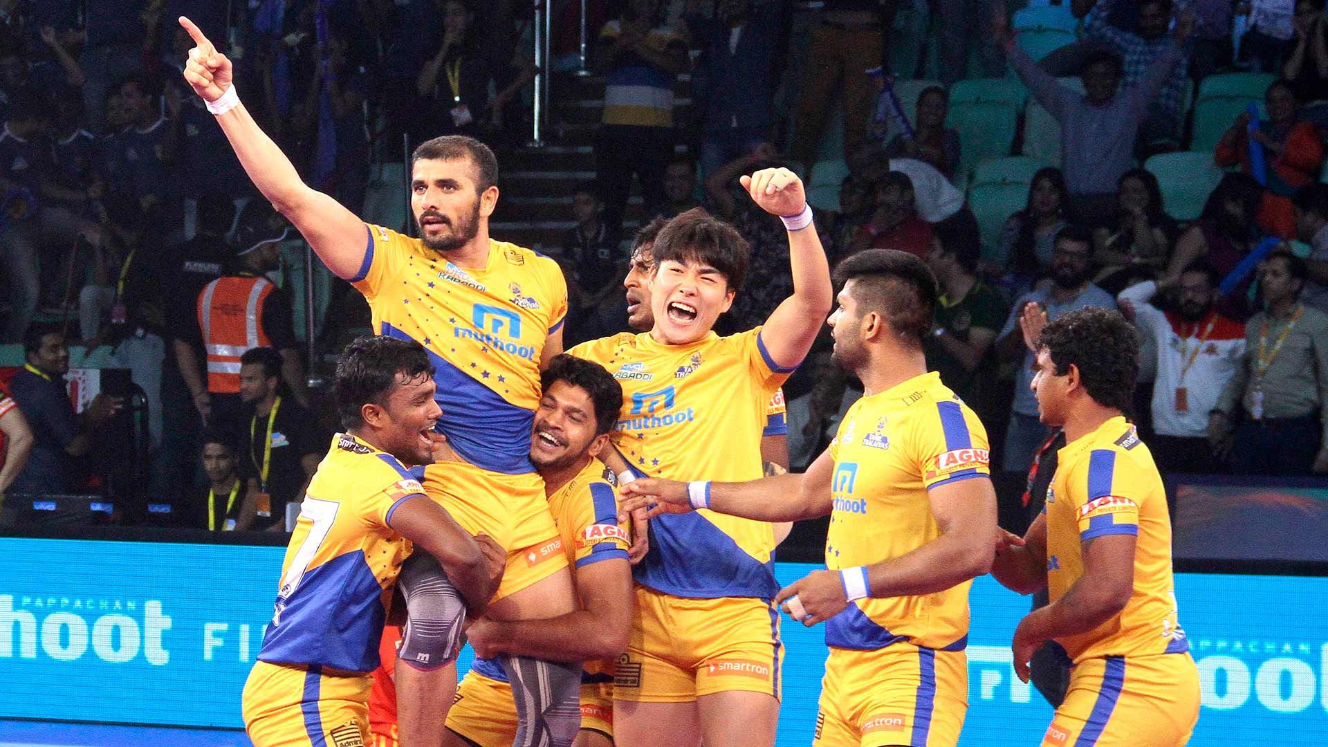 Ajay Thakur Concluded His Pkl Season With 213 Raid Thalaivas Kabaddi Team, Download Wallpaper