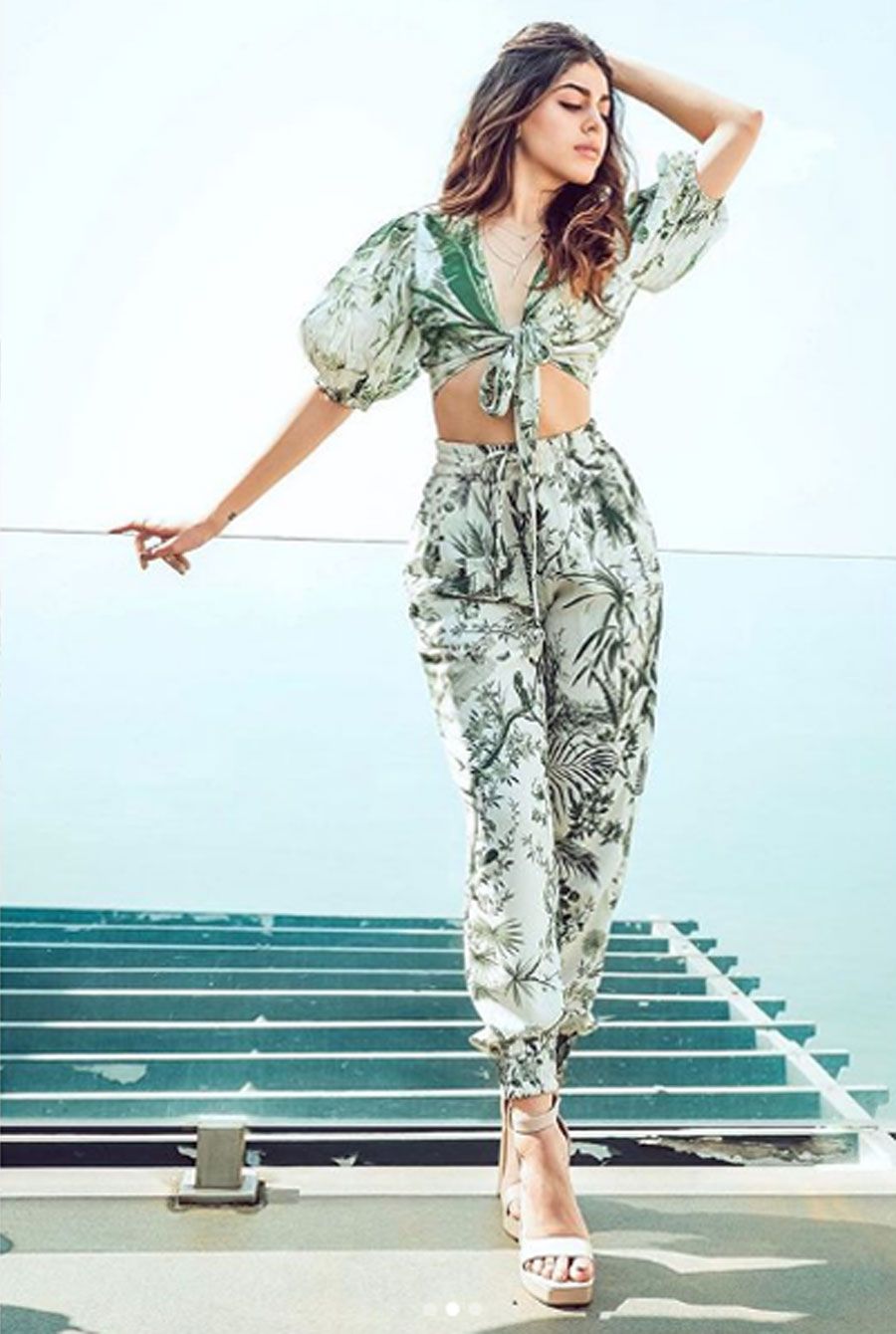 Alaya Furniturewala Loves Crop Tops: Here's Proof