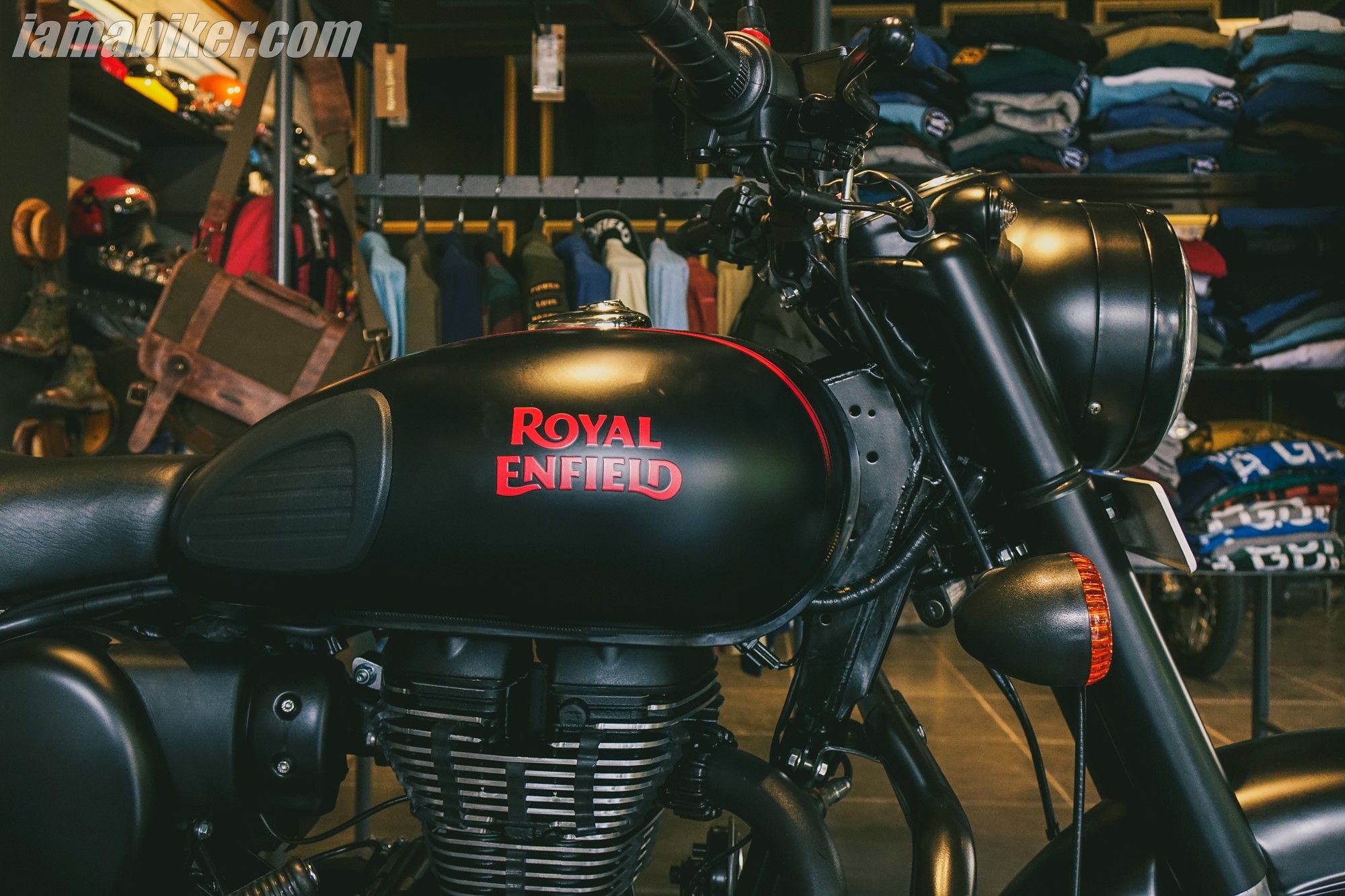 royal enfield classic 350 bs6 stealth black