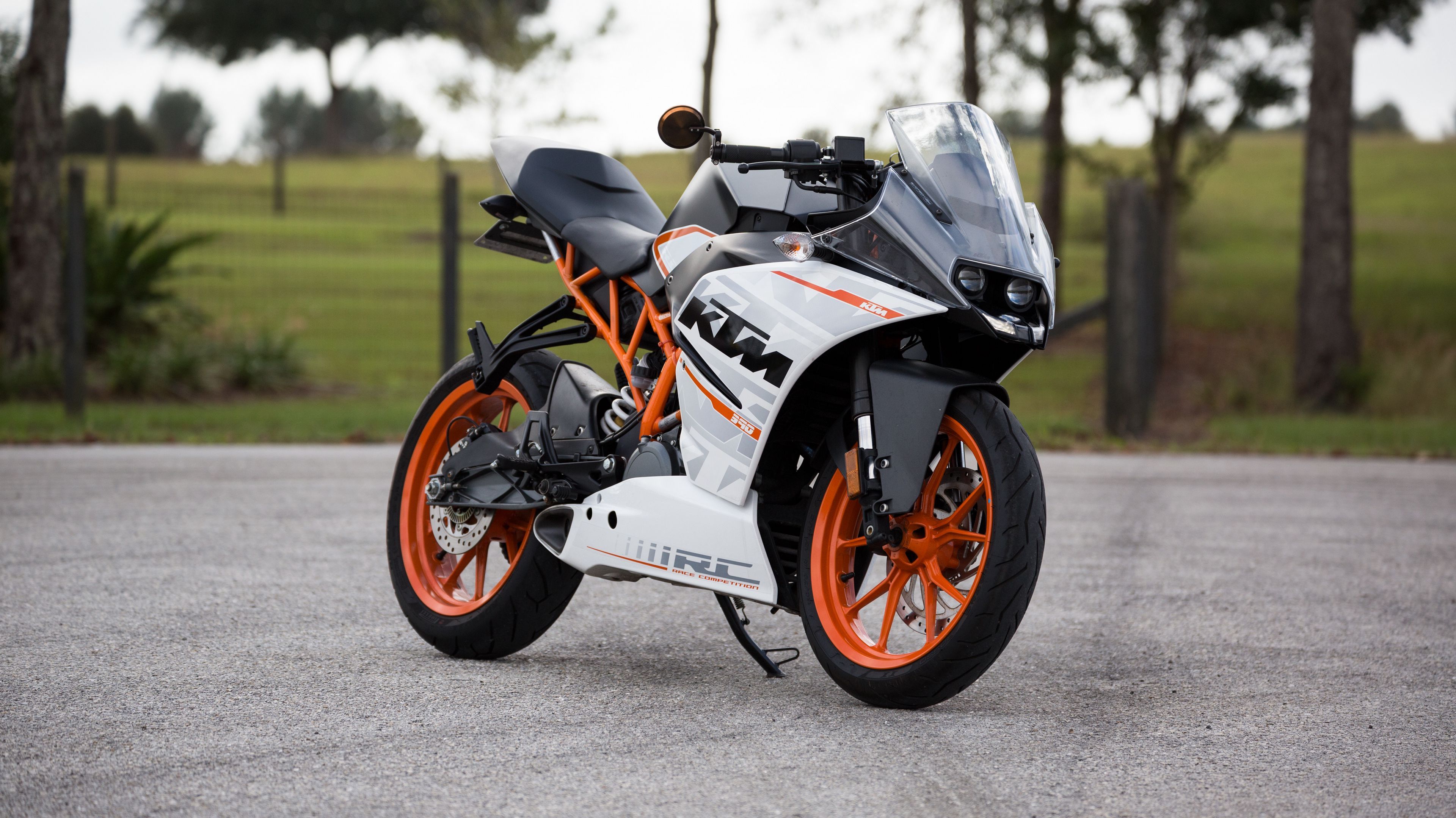 Download wallpaper 3840x2160 ktm, motorcycle, side view 4k uhd 16:9 HD background