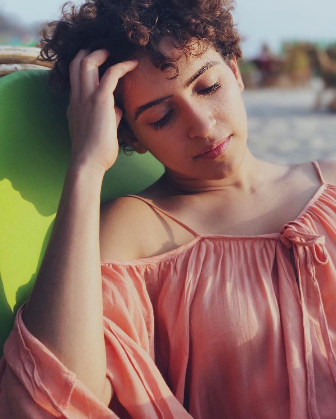 Pics Of Sanya Malhotra That Will Make You Say “Oh So Pretty