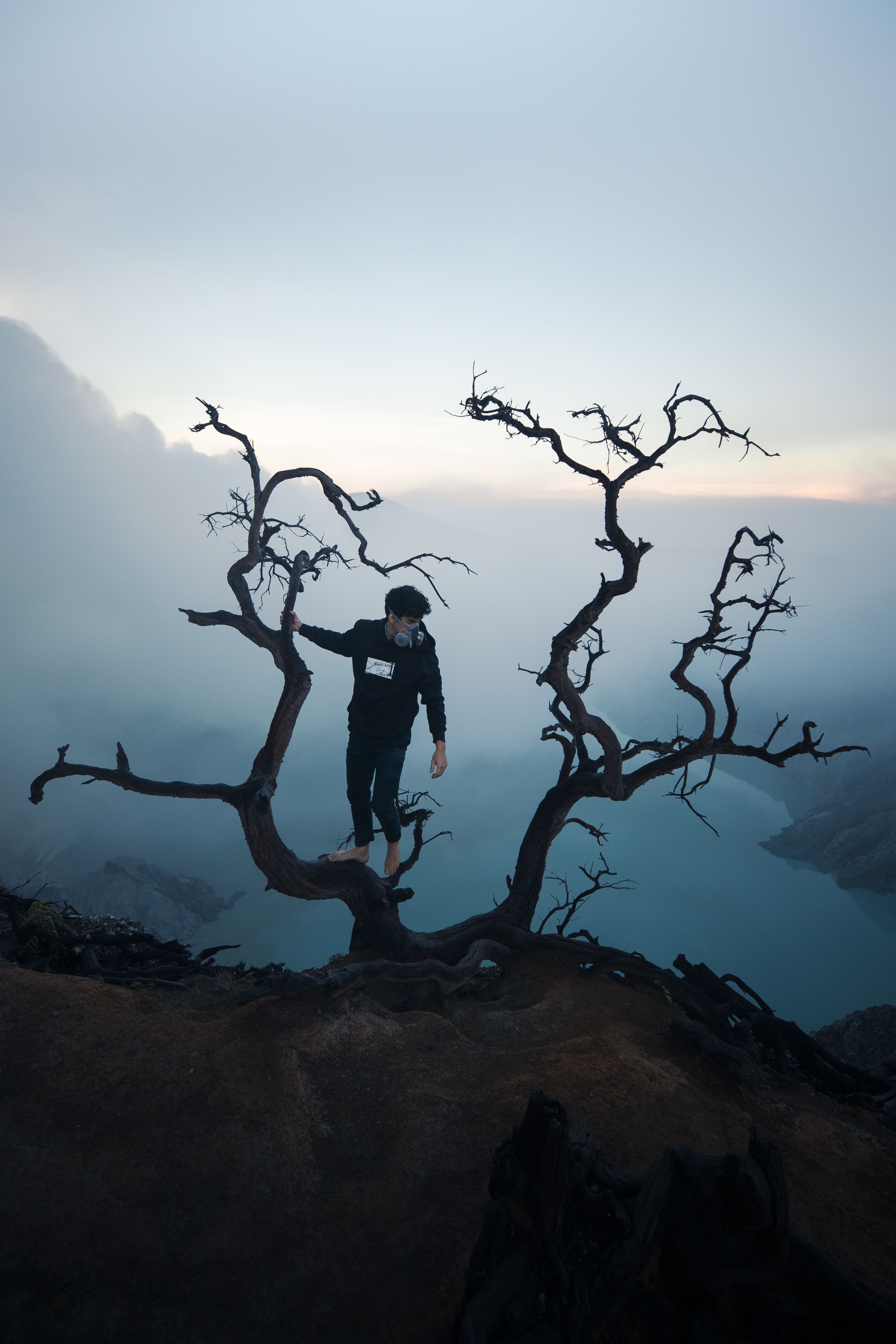 Early morning at Ijen Volcano with Suspicious Antwerp