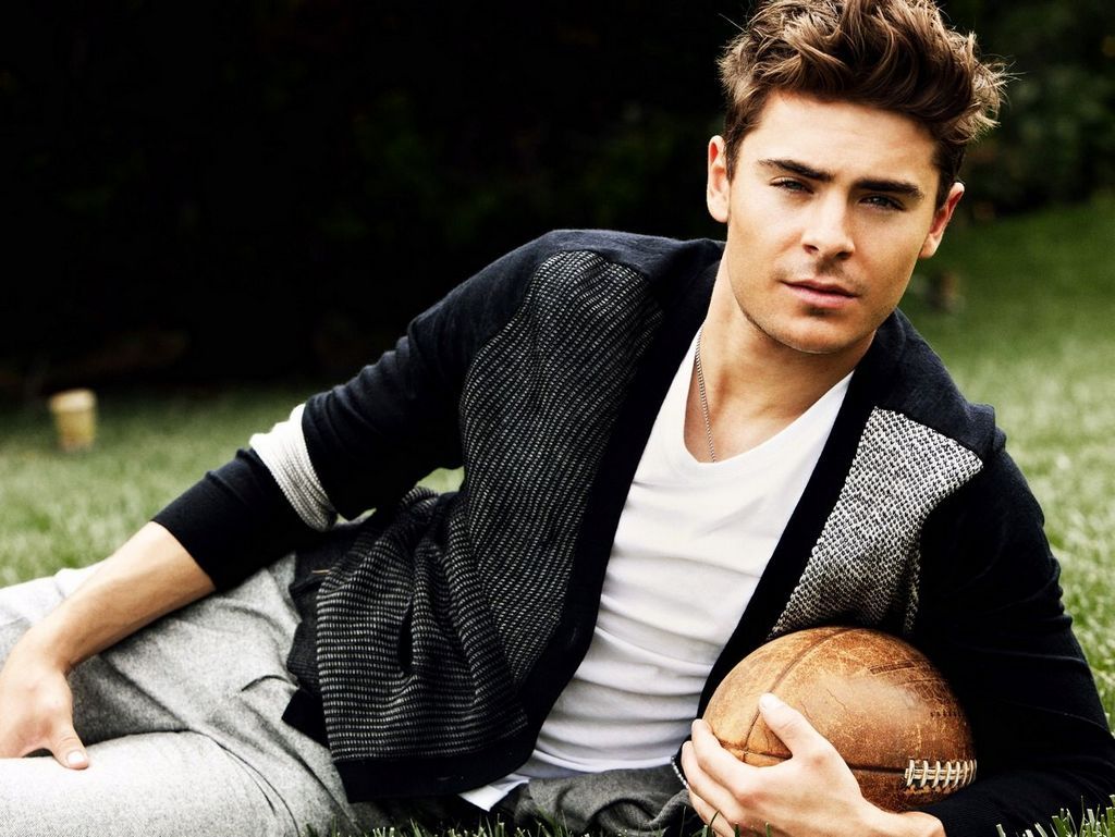 Zac Efron Wallpaper