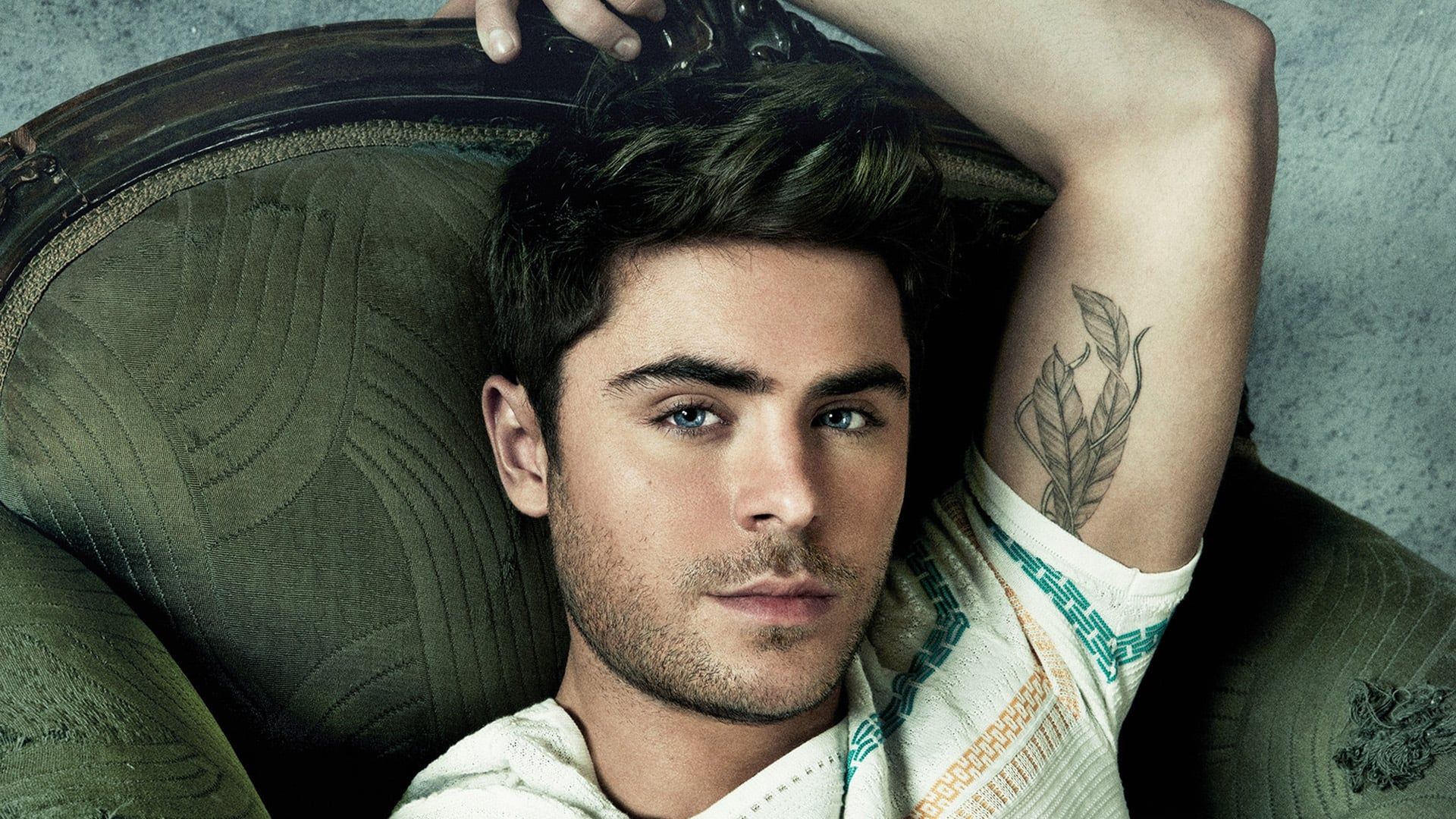 Download Zac Efron Wallpaper Top HD Background