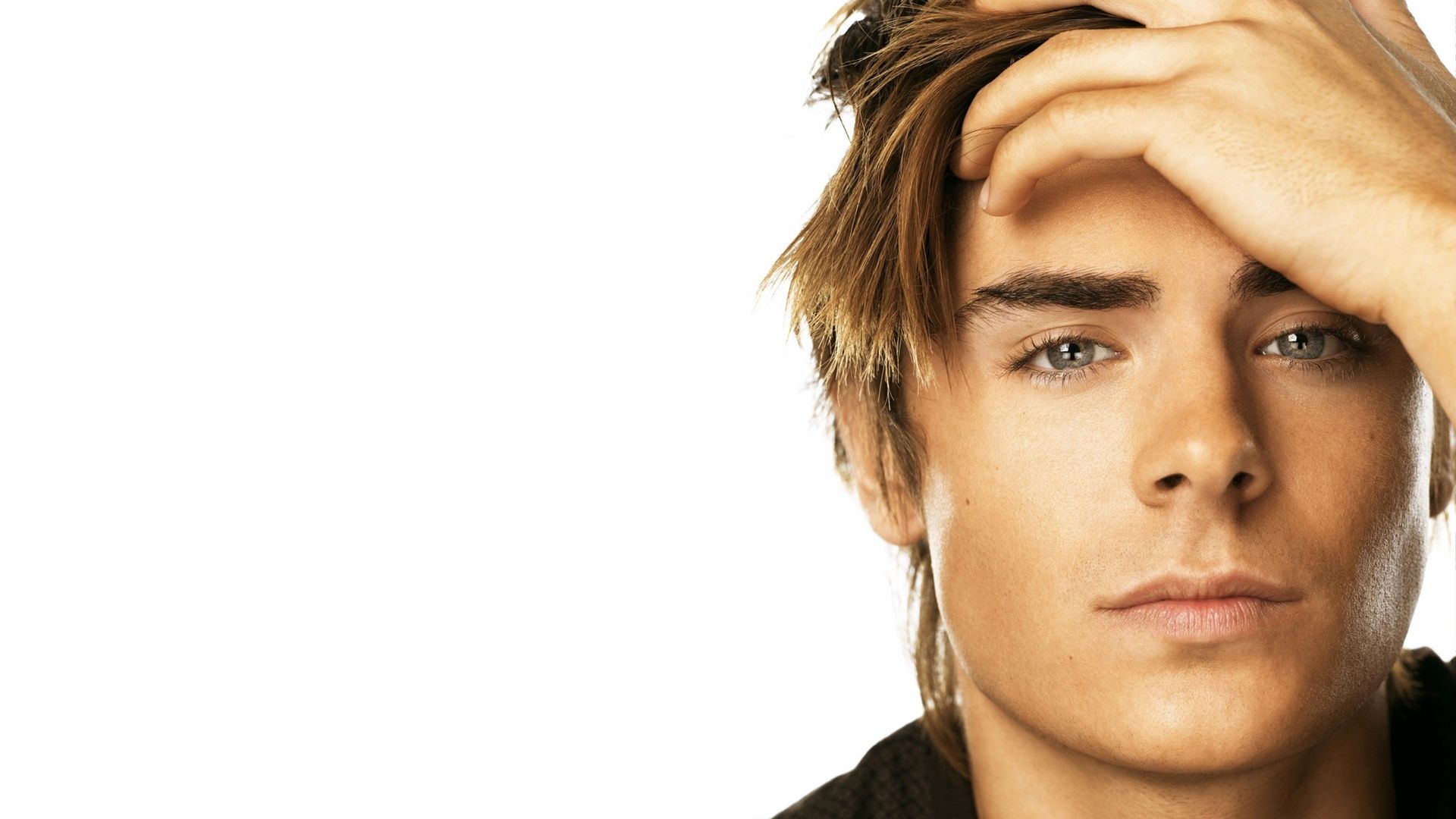 August 5, 2015 Zac Efron Desktop Wallpaper