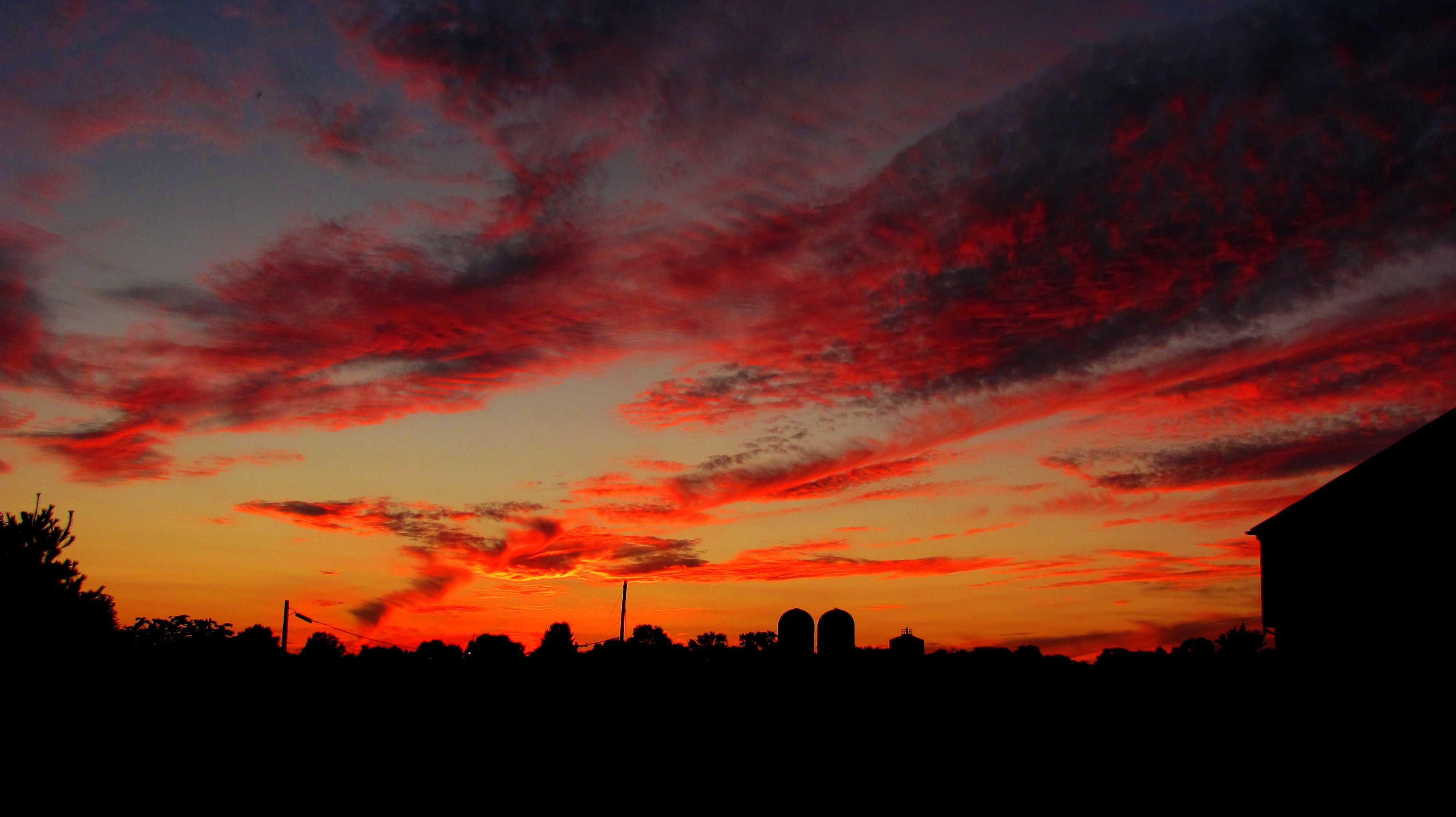 Aesthetic Sunset Wallpaper