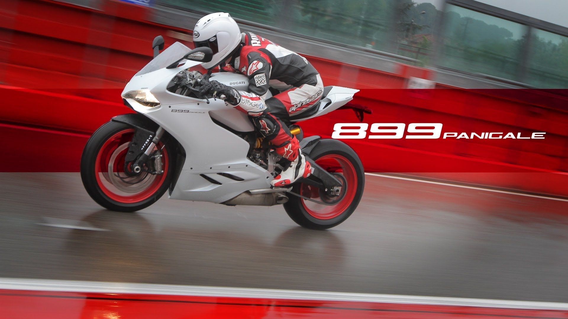 AWESOME Ducati 899 Panigale REVIEWED!