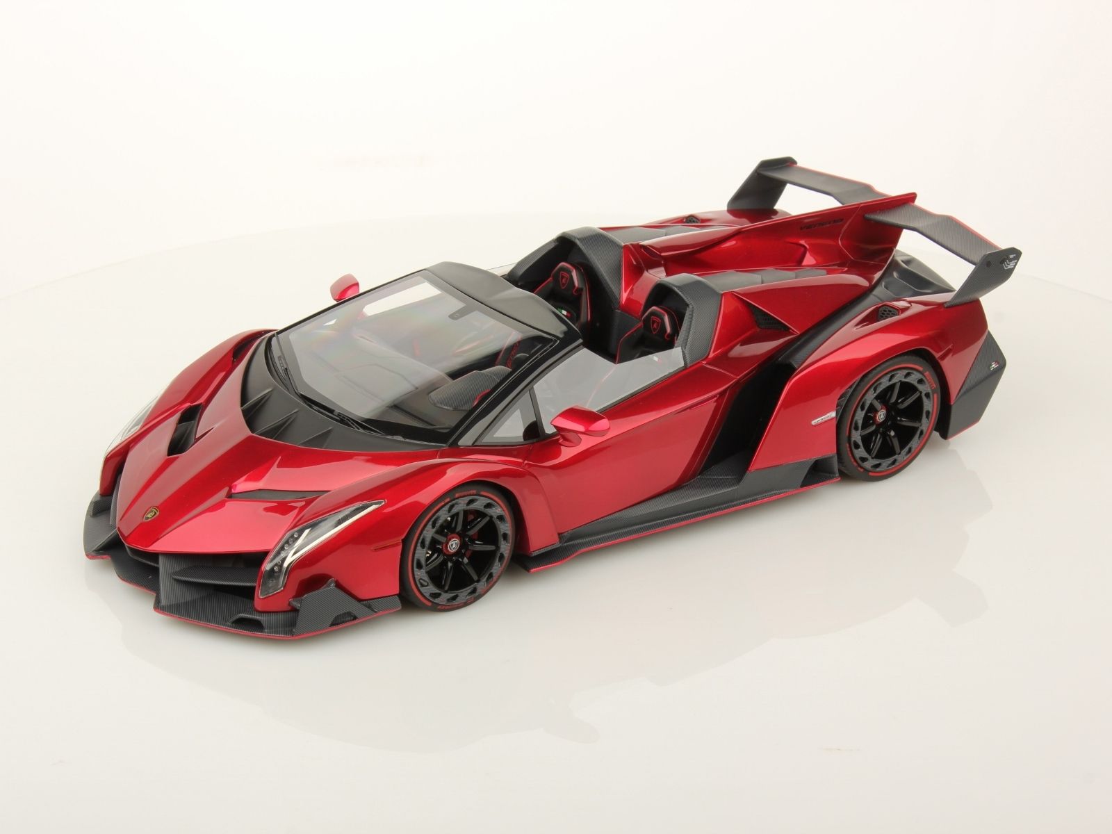 High Quality Lamborghini Veneno Roadster Wallpaper. Full HD Picture