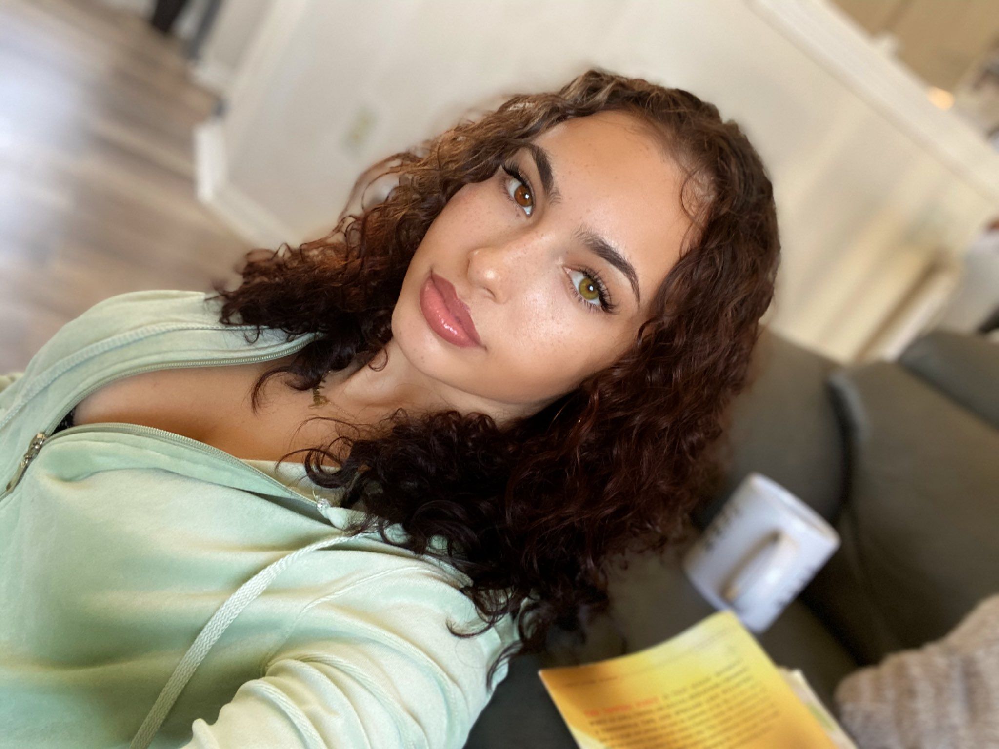 Ash kaashh giving head