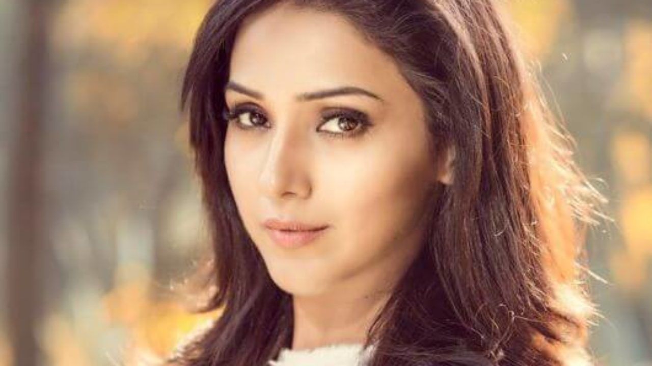 Neeti Mohan Wiki Biography Age Height Weight Profile Info