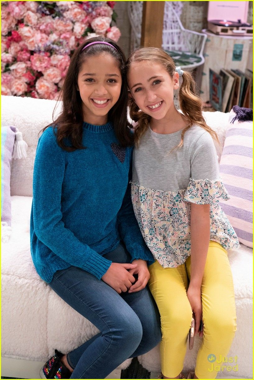 Full Sized Photo of sydney max ruth ava dish ep pics 02. Ruth Righi & Ava Kolker Dish On Their Fave Moment. Best friends forever, Pretty outfits, Friends forever
