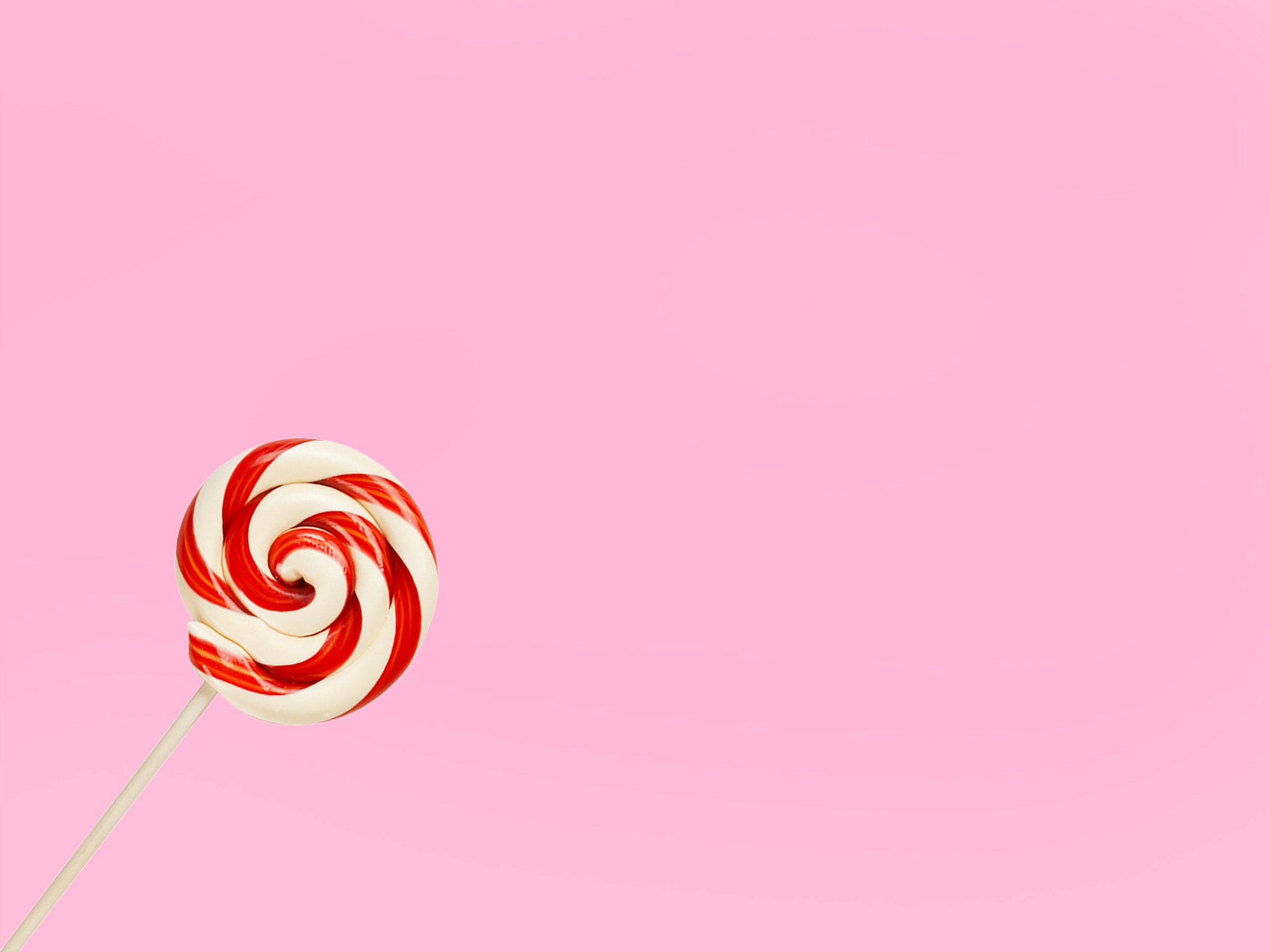 Download wallpaper 2560x1920 lollipop, minimalism, sweet HD background