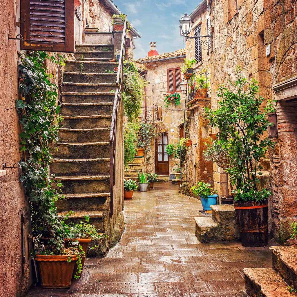 Wallpaper Mural Street in Pitigliano, Tuscany, Italy