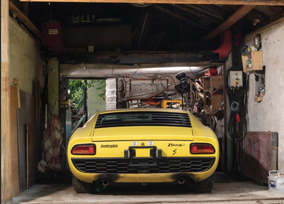 Lamborghini Miura P400 S all'asta. Perfetta, 1 milione il prezzo