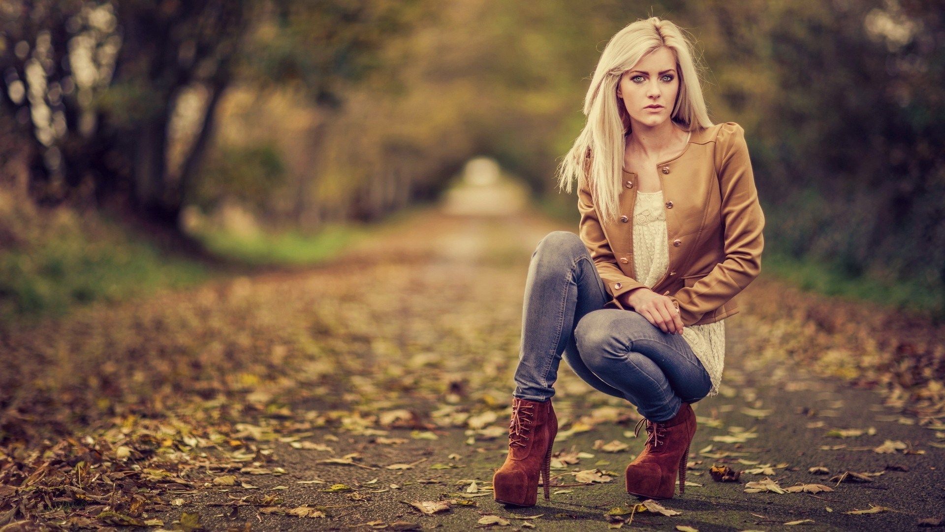 Beautiful Blonde Girls Wallpaper. Beautiful blonde girl, Girl