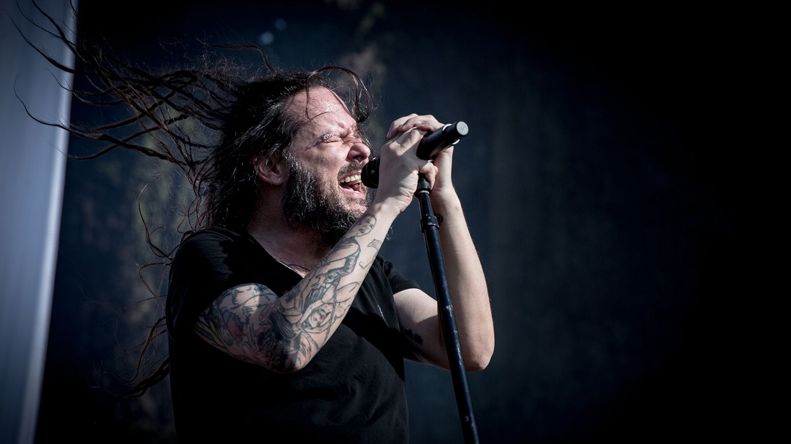 See Jonathan Davis' Emotional Performance of Late Wife's Favorite