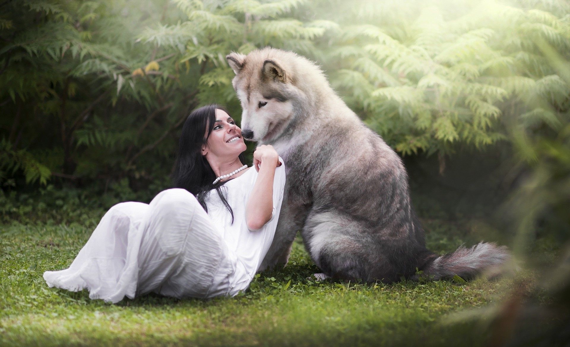 Women With Animals Wallpapers - Wallpaper Cave