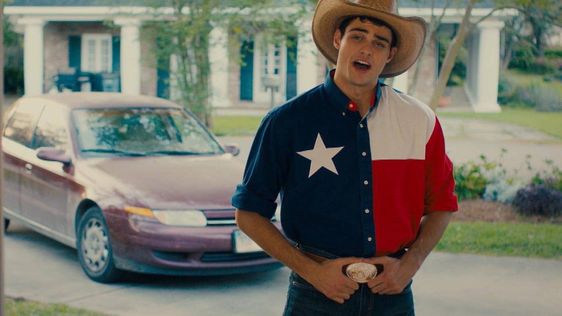 Noah Centineo Is the Fake Boyfriend of Your Dreams in 'The Perfect