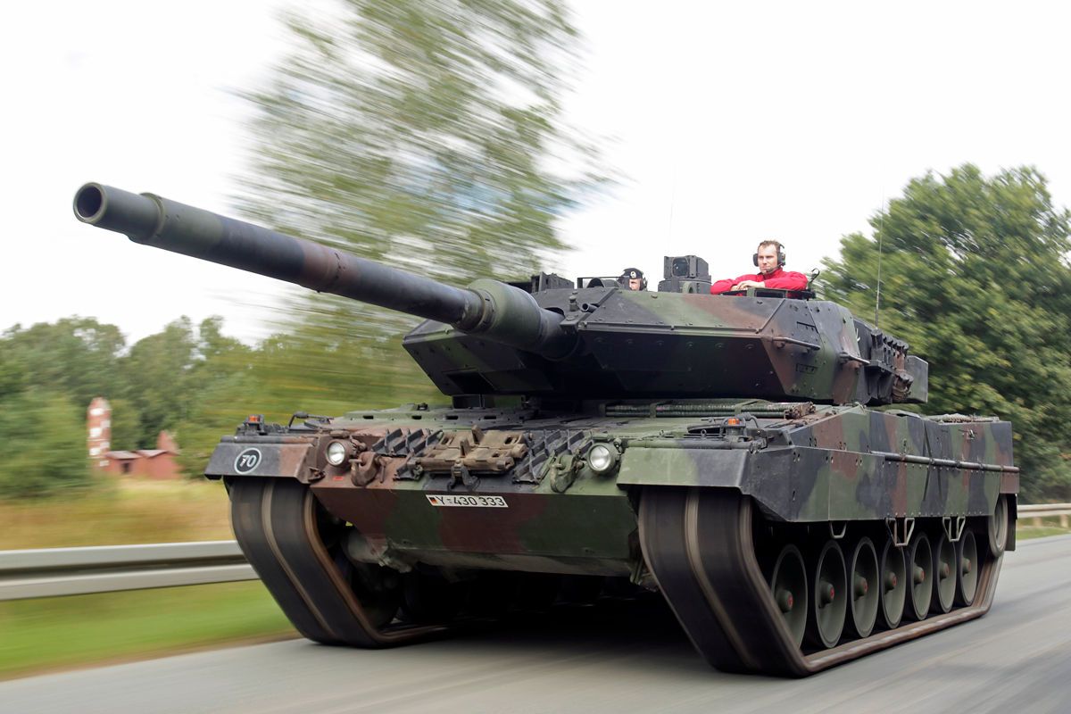 Современные немецкие танки. Леопард 2а4. Танк леопард 2а6. Леопард 2. Немецкий танк леопард 2.
