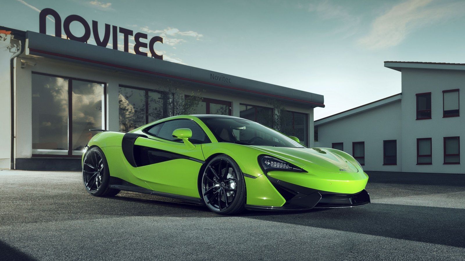 McLaren 570GT By Novitec Picture, Photo, Wallpaper. Top