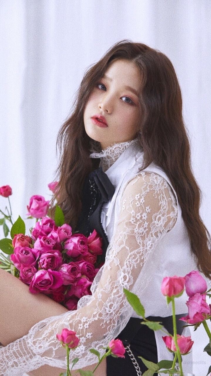 jang wonyoung wallpaper