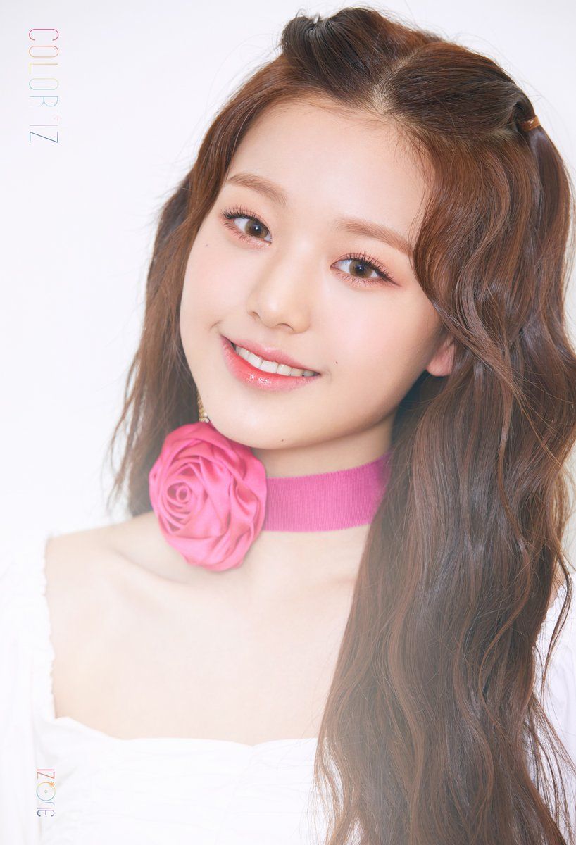 Update: IZ*ONE Reveals New Teaser For “La Vie En Rose”
