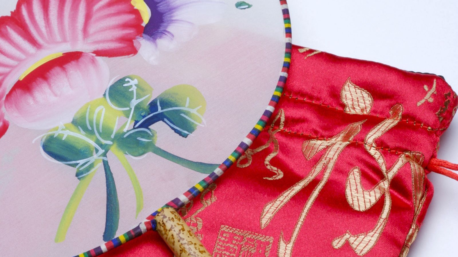 Download wallpaper 1600x900 fan, fabric, china, embroidery