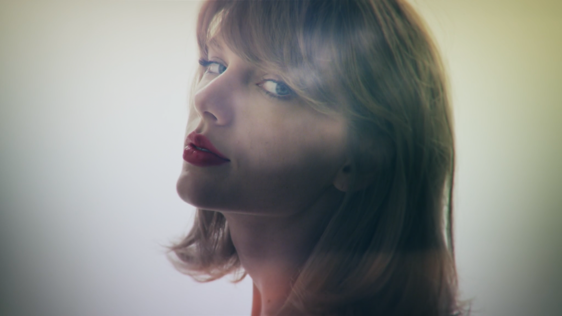 Taylor Swift (MASTER 1080p ProRes)