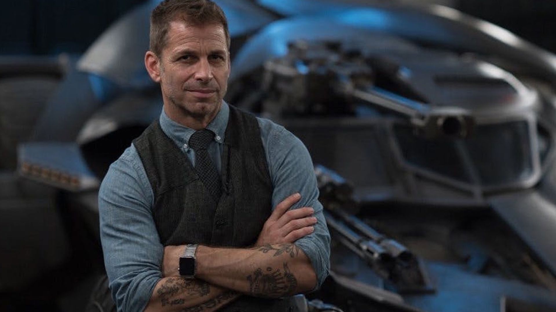 Zack Snyder is a Fan of The Marvel Movies But Says Fans Need to Be