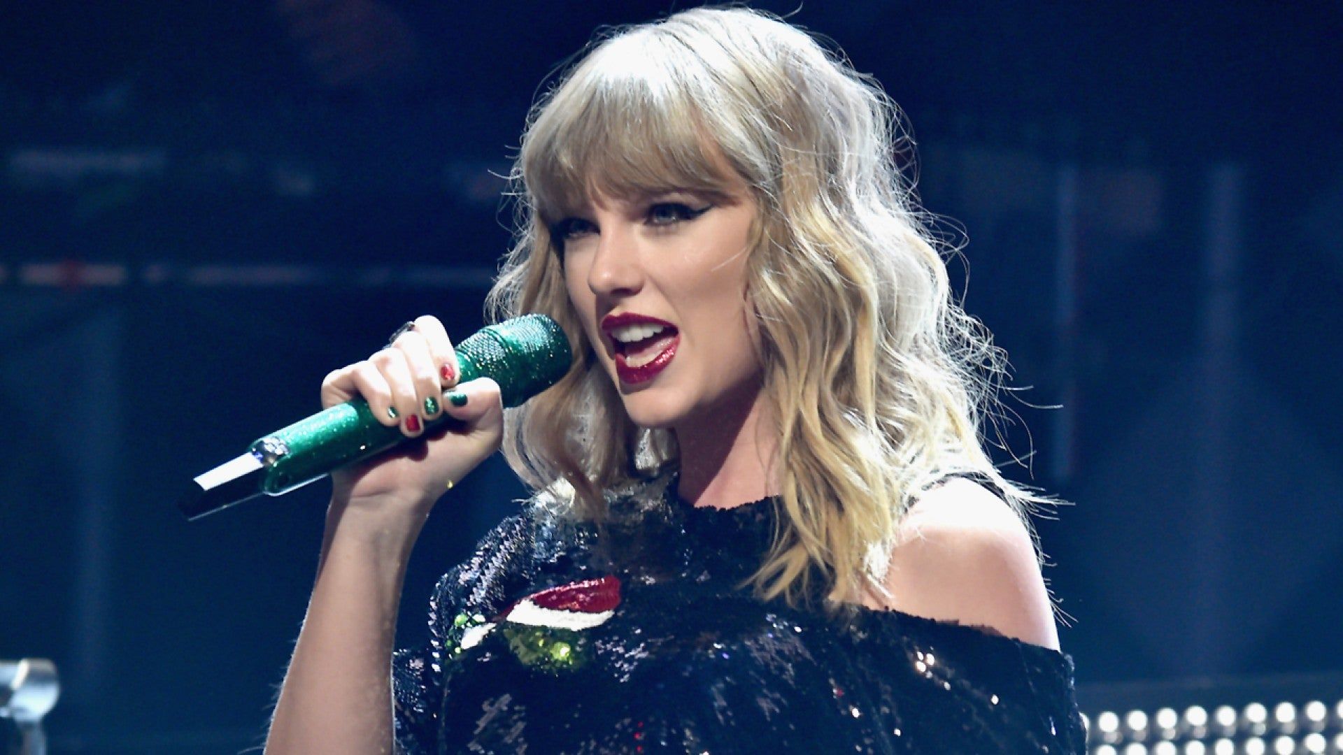 Taylor Swift Visits Burn Victim, Does Private Show for Adoptive