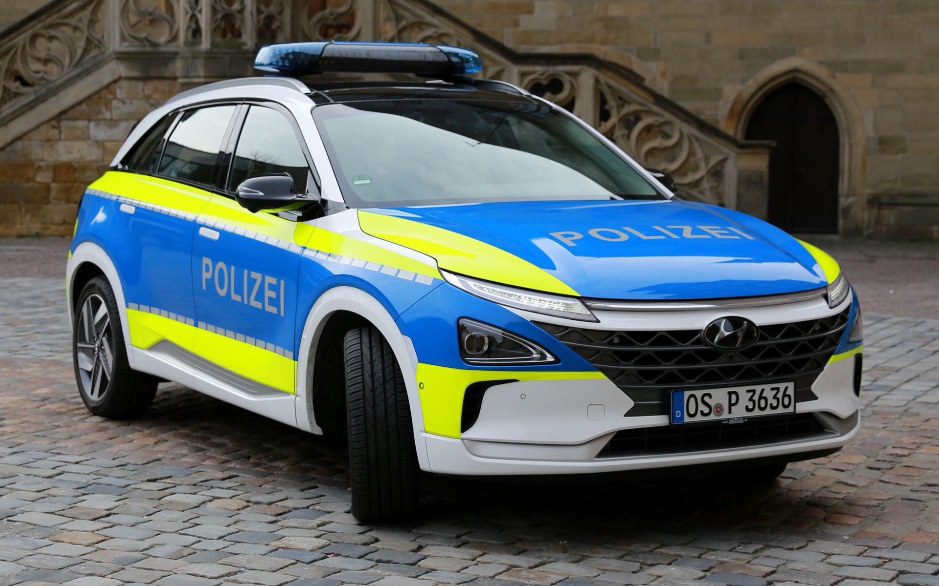 Hyundai Nexo Polizei and HD Image