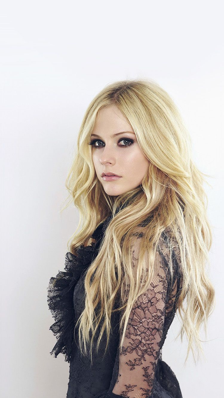 Avril Lavigne Girlfriend Wallpapers Wallpaper Cave