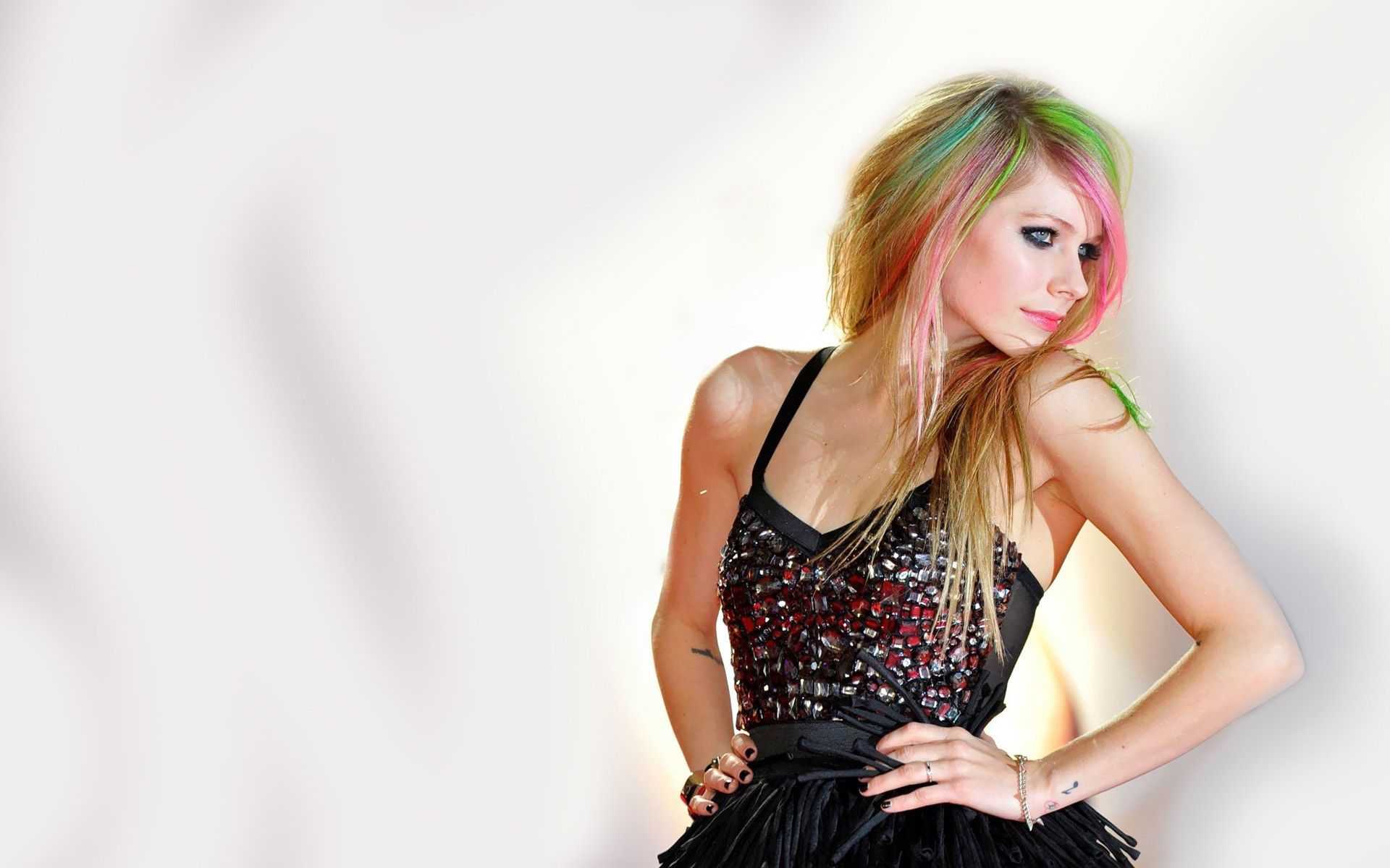 Avril Lavigne Girlfriend Wallpapers Wallpaper Cave