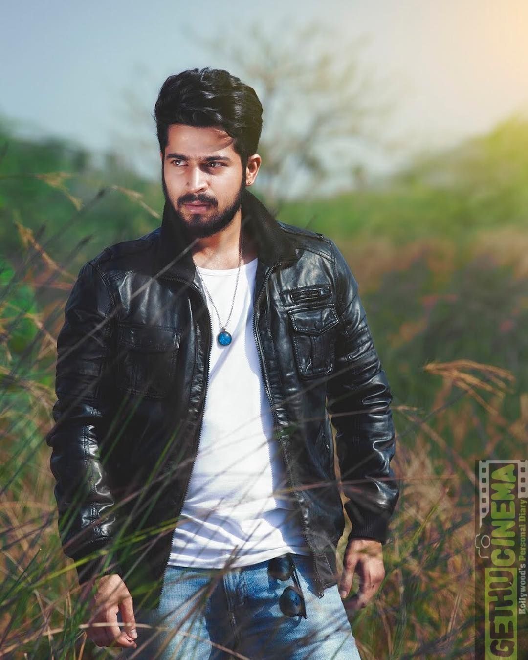 Actor Harish Kalyan HD Photo