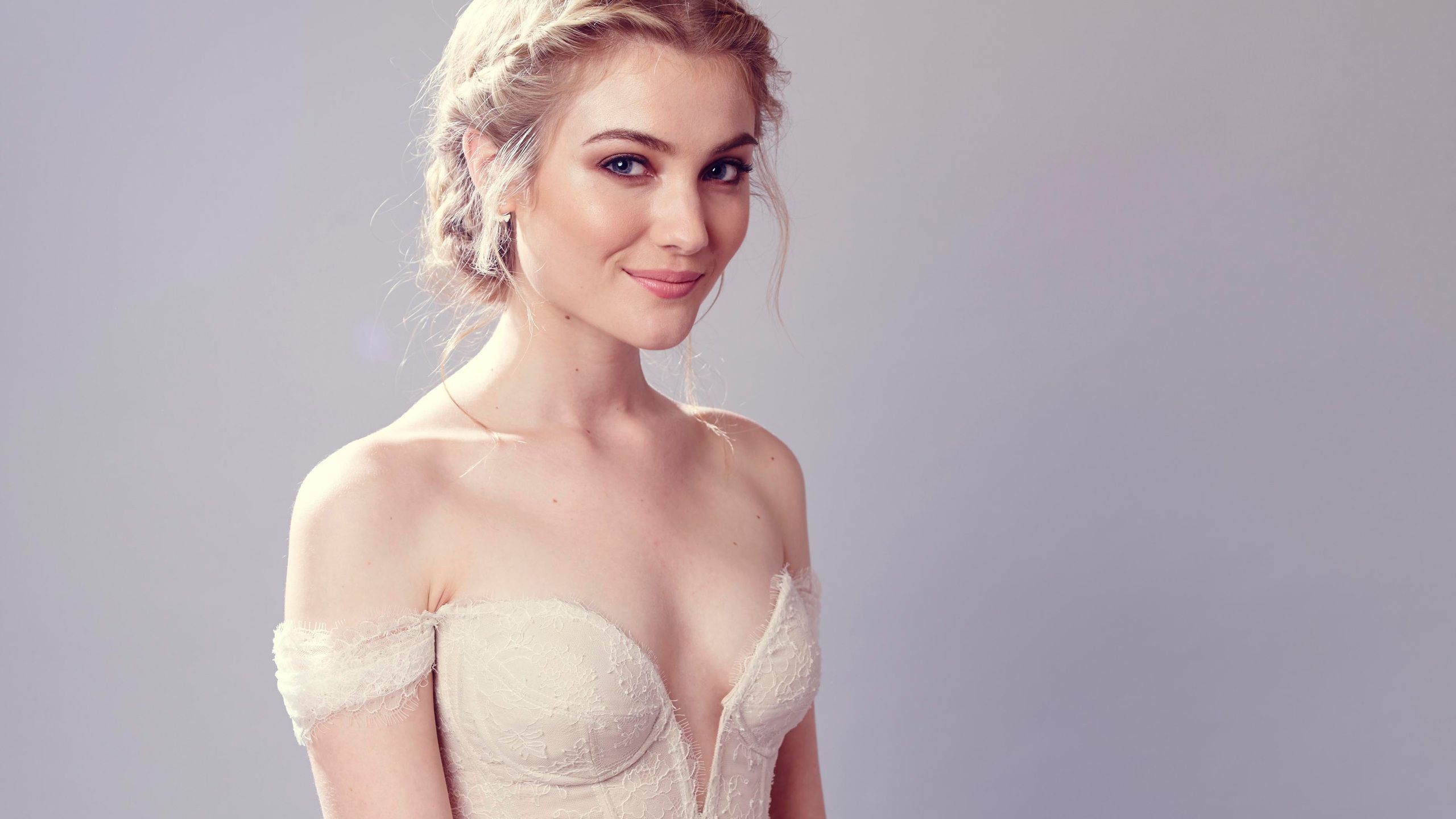Skyler Samuels Cute 1440P Resolution HD 4k Wallpaper, Image, Background, Photo and Picture