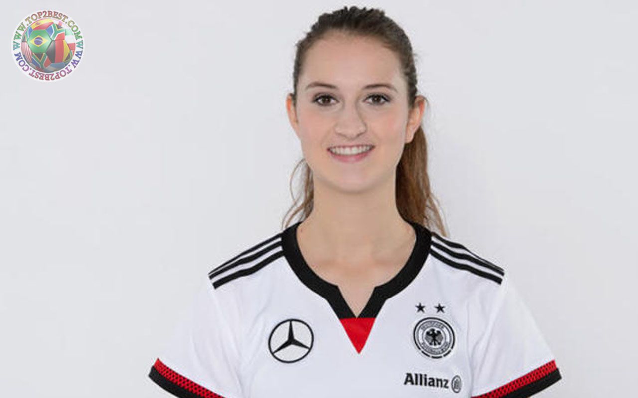 Sara Dabritz Beautiful German Woman Footballer