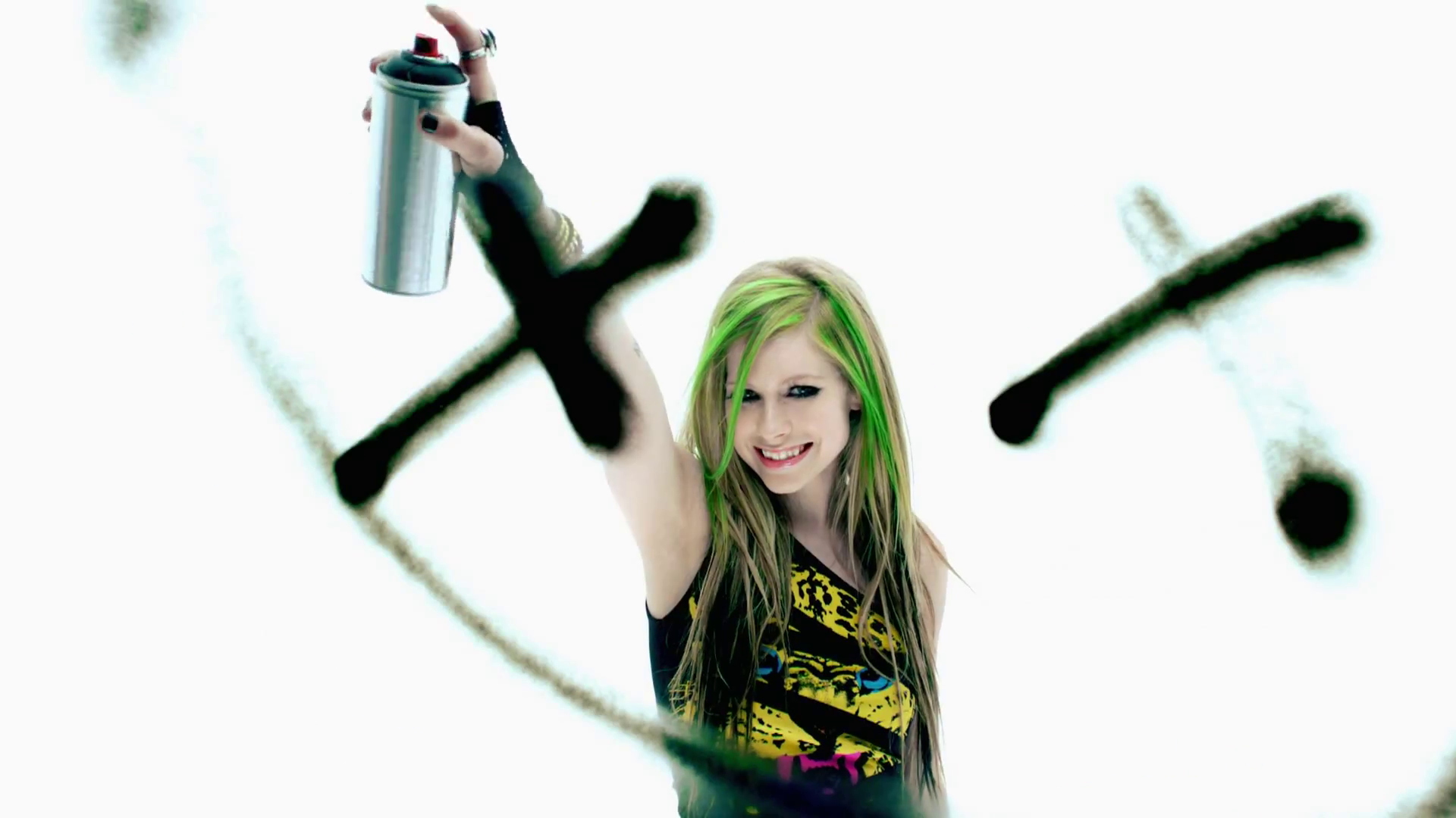 Avril Lavigne Smile Wallpapers Wallpaper Cave