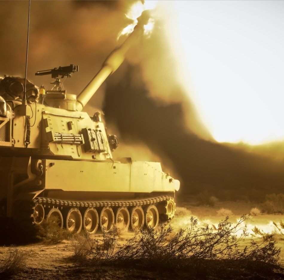 M109 Howitzer Wallpaper Photo Paladin Firing 155mm Huge explosion Pic
