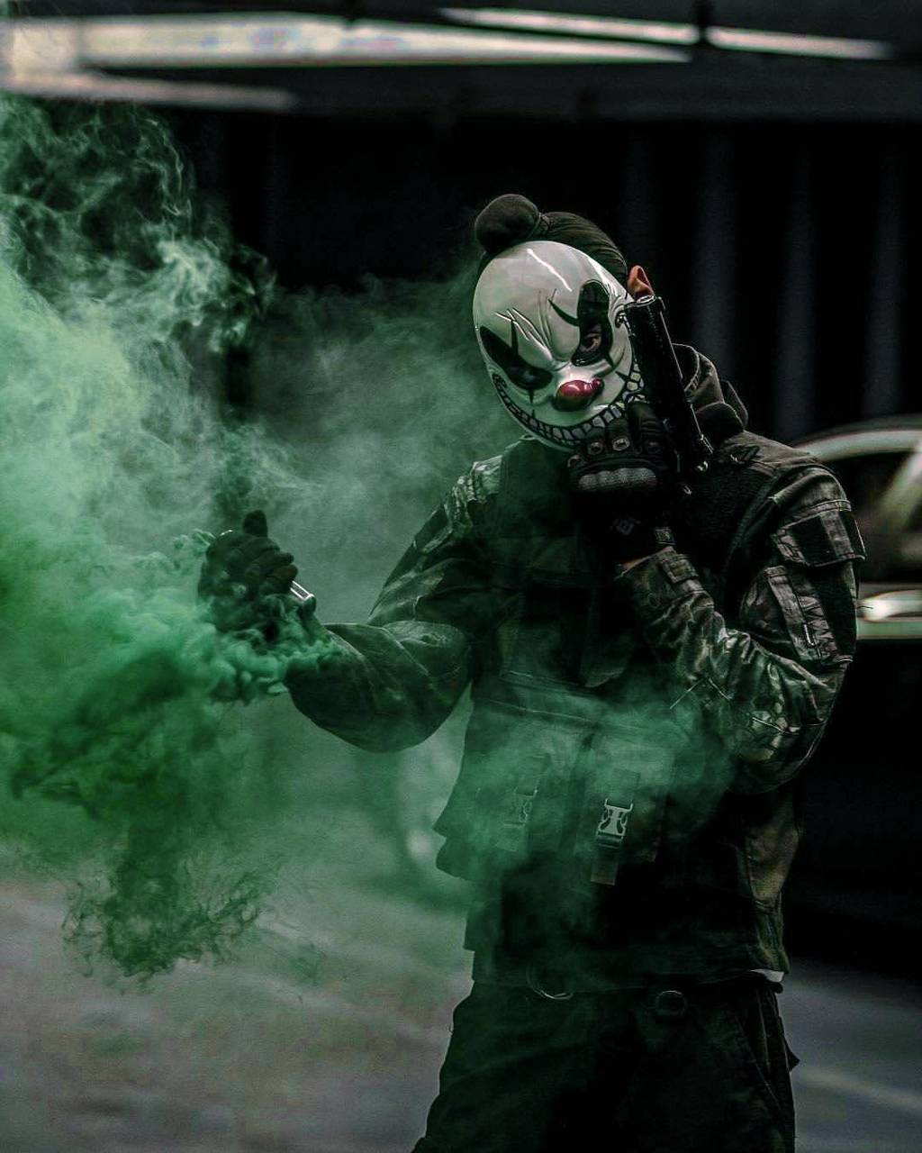 green Smoke Mask wallpaper
