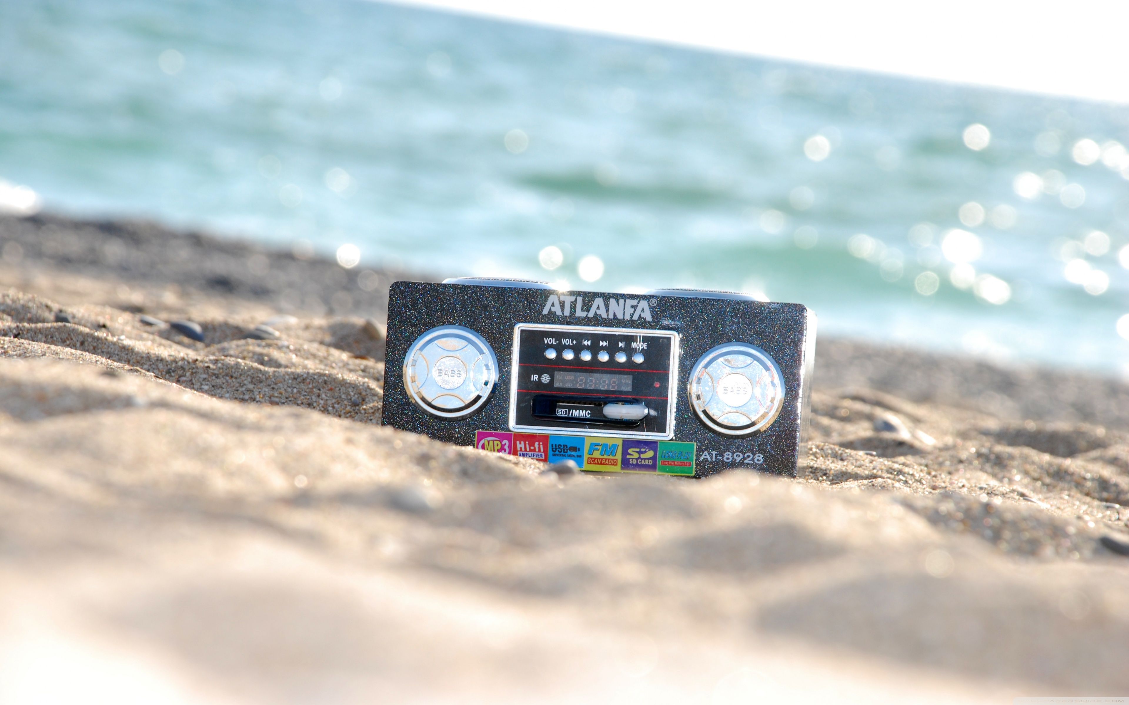 Music Player Ultra HD Desktop Background Wallpaper for 4K UHD TV, Multi Display, Dual Monitor, Tablet