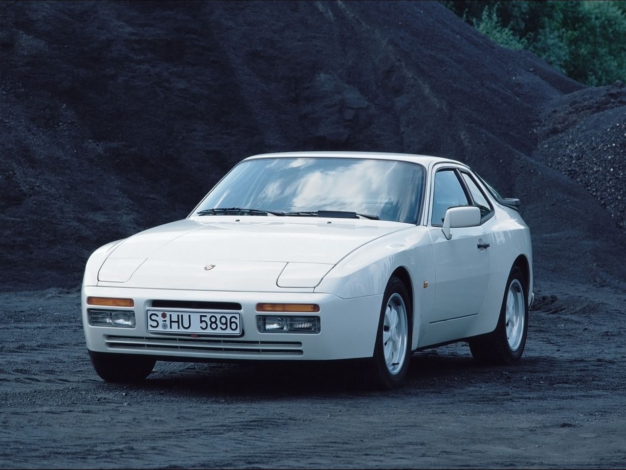 Porsche 944 Period Photo Turbo Coupe