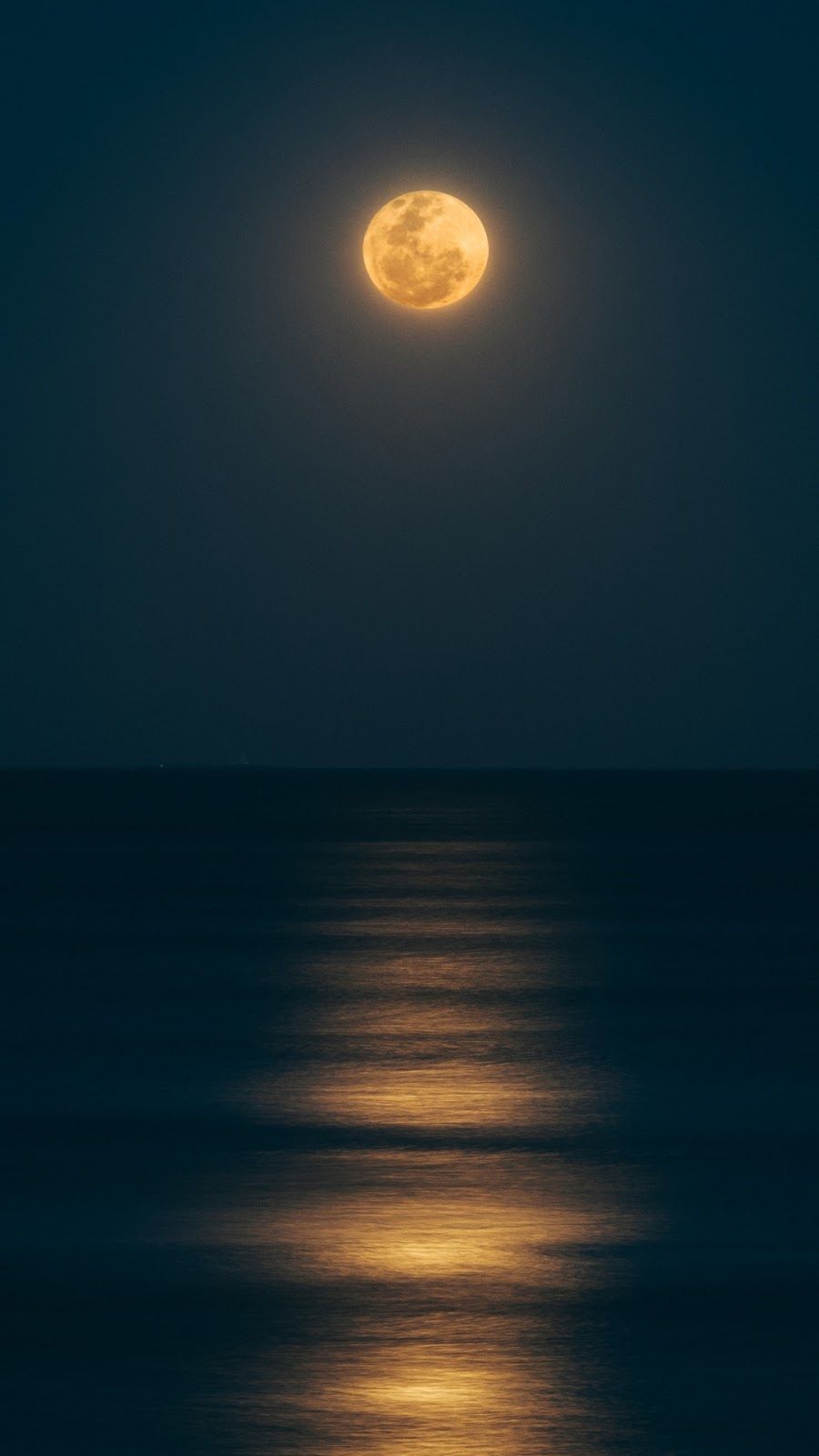 Full moon. Photographing the moon, Moon picture, Full moon picture