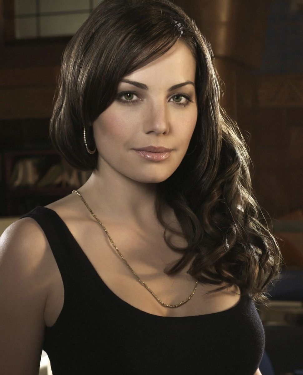 Erica Durance wallpaper