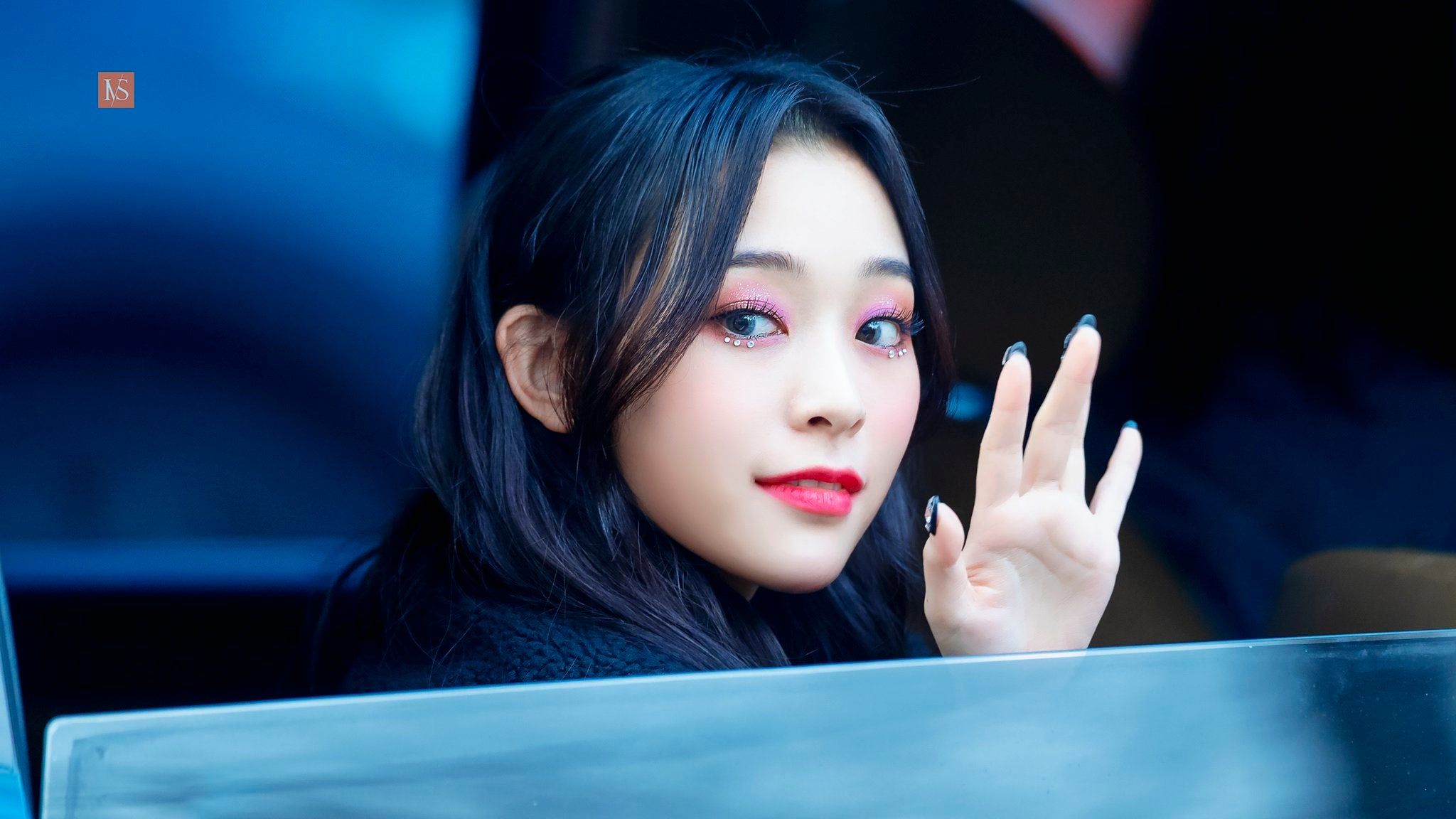 Gahyeon says see you next comeback