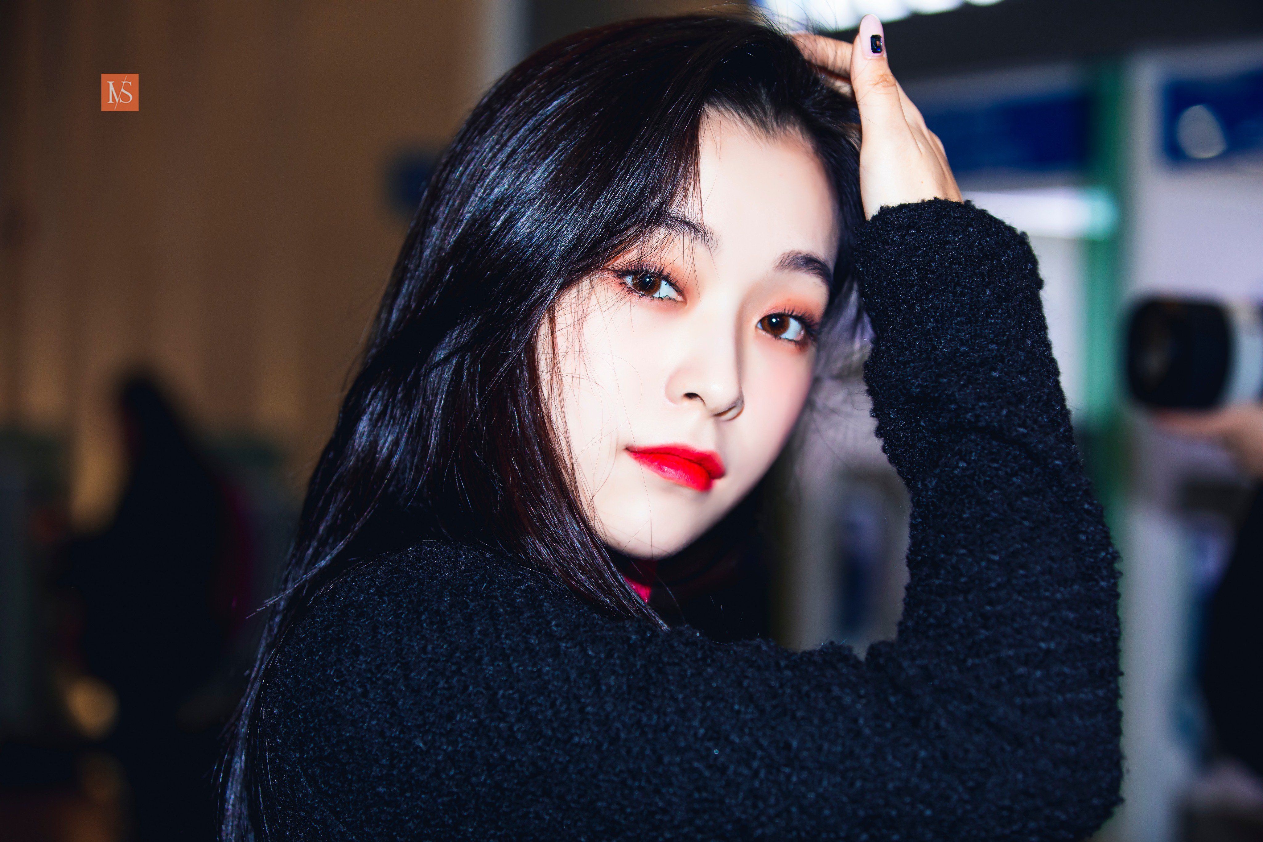Wallpaper Heaven: Gahyeon