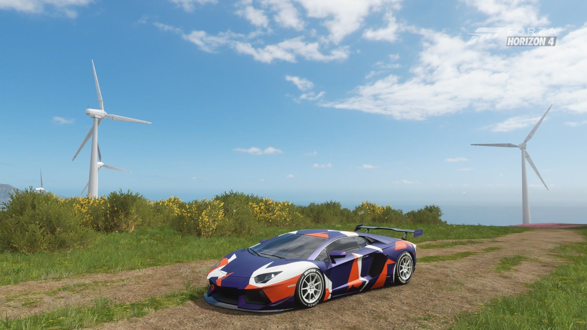 First livery, an easy one to start, my attempt at recreating the Stradman's latest Aventador wrap!