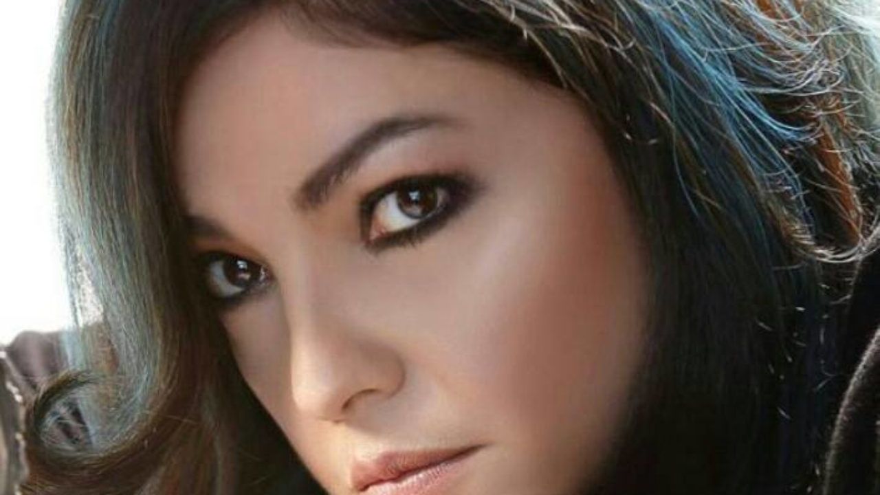 Pooja Bhatt Photo: 01